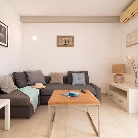 Sabbia Suites Ginesa 阿雷西费 外观 照片